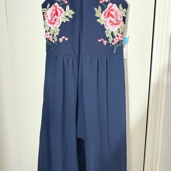 Stylish Navy Blue Sleeveless Jumpsuit - Picture 3 of 14